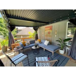 PURPLE LEAF Outdoor Louvered Pergola 10′ × 13′ Adjustable Metal Roof Hardtop Gazebo